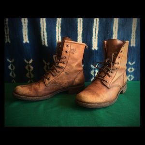 FRYE Veronica Combat BOOTS